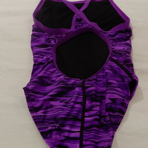Girl's (10-12 Yrs Old) New Vitric Diamondfit One Piece Swim Suit - Picture 2 of 5